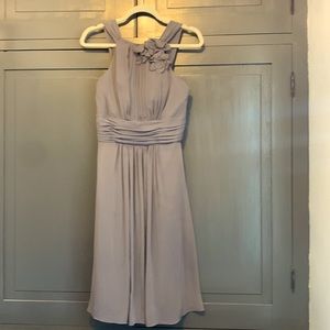 Lovely short bridesmaid/wedding guest dress.   Fully lined with built in bra.